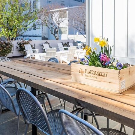 Boutique Room Steps From Downtown Mall Rose Jean Room 3 Charlottesville Exteriör bild