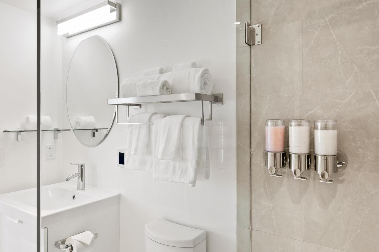 Boutique Room Steps From Downtown Mall Rose Jean Room 3 Charlottesville Exteriör bild