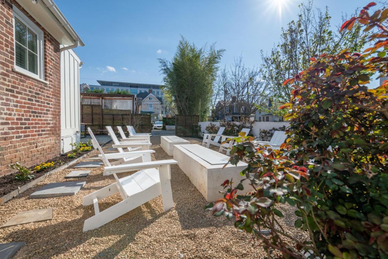 Boutique Room Steps From Downtown Mall Rose Jean Room 3 Charlottesville Exteriör bild
